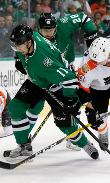 Cracknell helps Stars end Flyers' 10-game win streak, 3-1 (Dec 17, 2016)